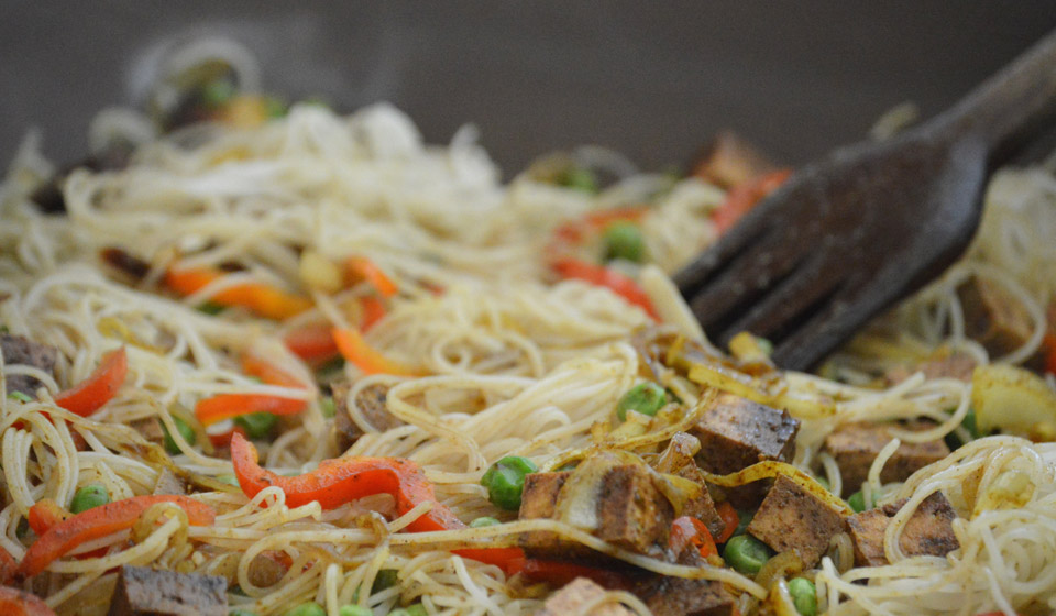 Fideos con tofu - Laura Di Cola