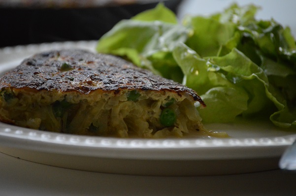 Tortilla de Cebolla y Arvejas - Laura Di Cola