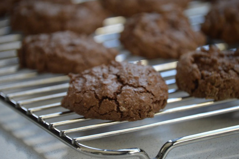 Galletitas de porotos negros - Laura Di Cola