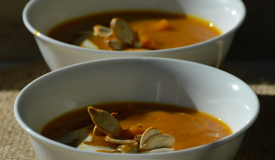 Sopa de calabaza y curry - Laura Di Cola