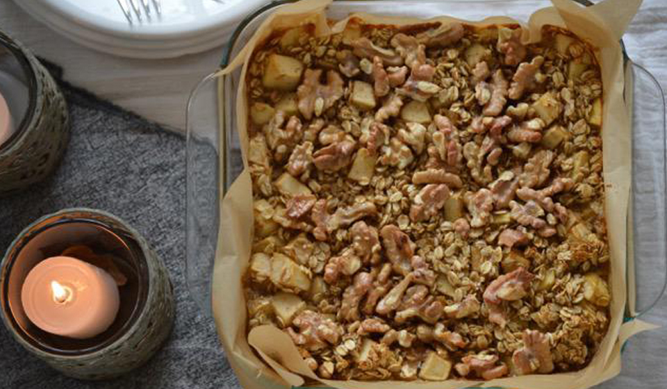 Tarta de manzanas y avena - Laura Di Cola