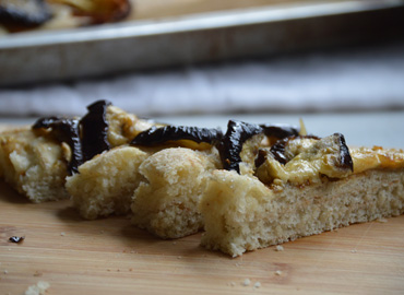 Focaccia con berenjenas asadas