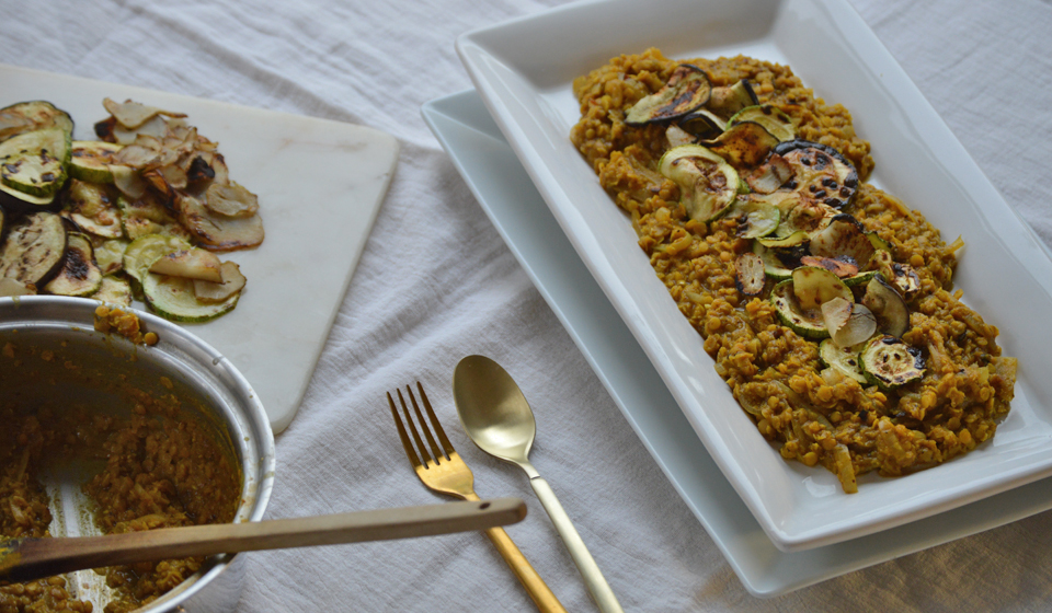 Lentejas con vegetales de otoño asados