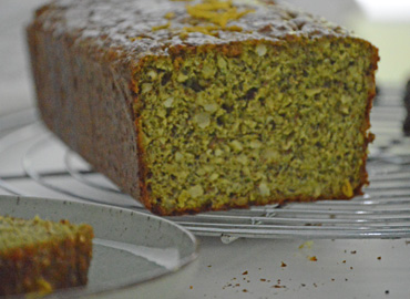 Budín de zapallitos o zucchinis y albahaca